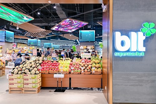 blt精品超市云南首店迎春绽放