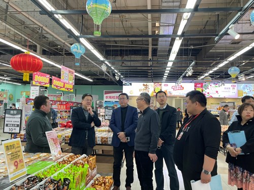 集团蓝屹副总经理到华润万家天津门店调研